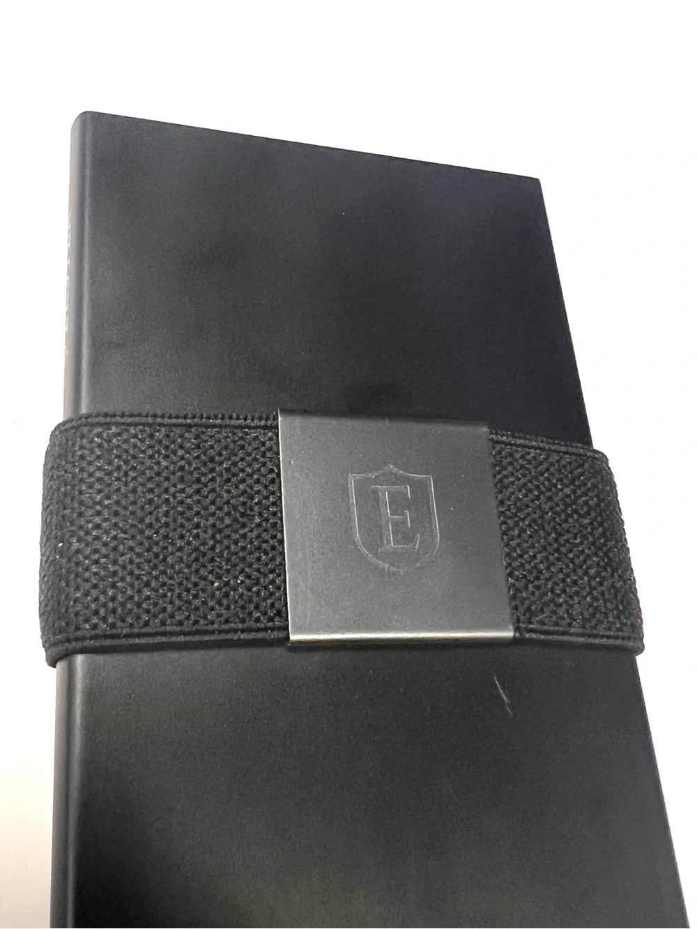 Ekster Slim Black Cash Cardholder Strap for Men